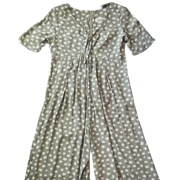 Laundry by Shelli Segal Light Olive Floral Summer Jumpsuit - Picture 1 of 4